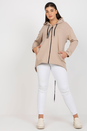 Hele beež suures suuruses...