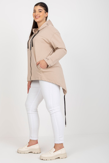 Hele beež suures suuruses... 2