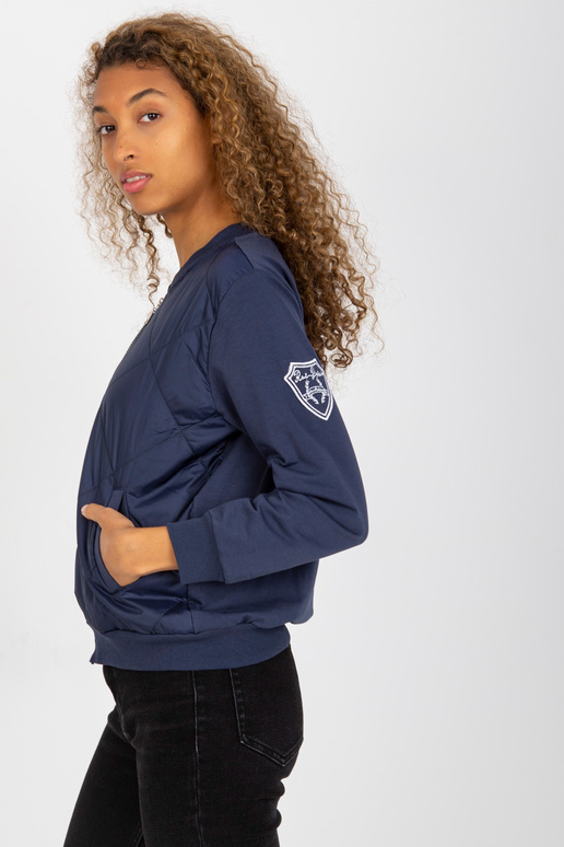 Meresinine tepitud taskutega bomber...