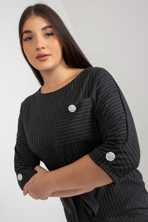 Tumehall plusssuuruses villane... Tumehall plusssuuruses villane...