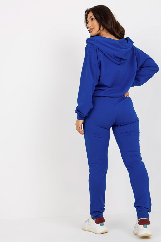 Dunkelblaues Freizeitset müüdi kapuuts Dunkelblaues Freizeitset müüdi kapuuts