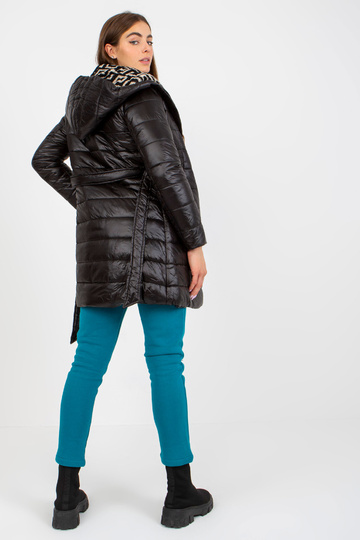 Must tepitud üleminekujakk... 2