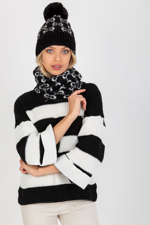 Mustvalge mustriga talvesall