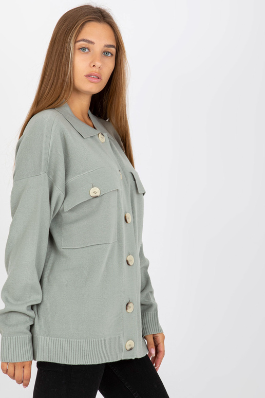 Heleroheline nööbitava kraega magusam