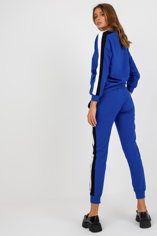 Dunkelblaues Basic... Dunkelblaues Basic...