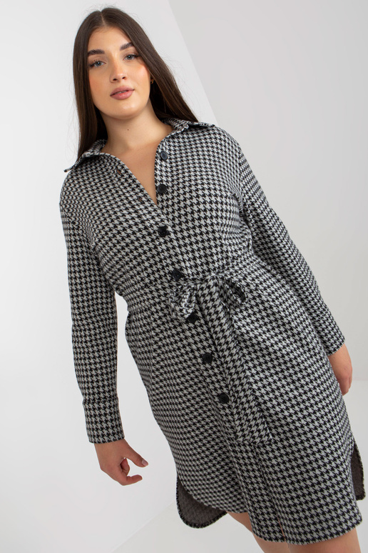 Hall ja must plusssuuruses Houndhole... Hall ja must plusssuuruses Houndhole...