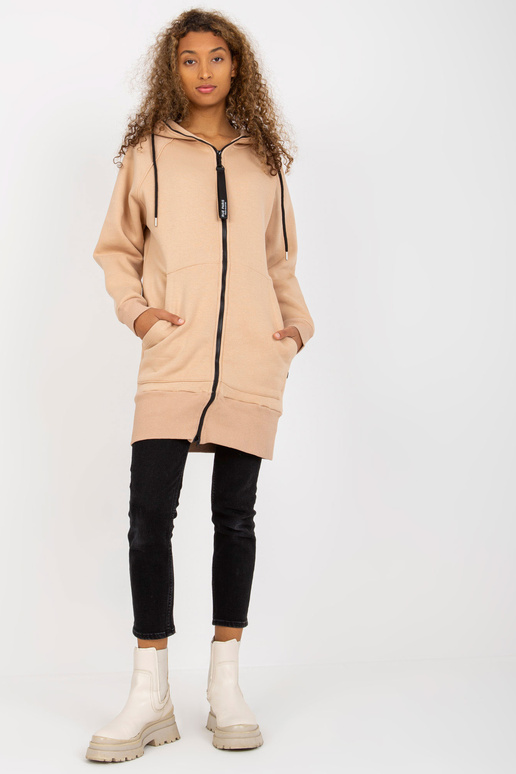 Beežid pikad kardiganid taskutega...