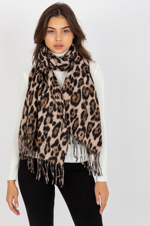 Naiste loomamustritega sall