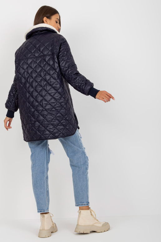 Meresinine tepitud jope mantliga Meresinine tepitud jope mantliga