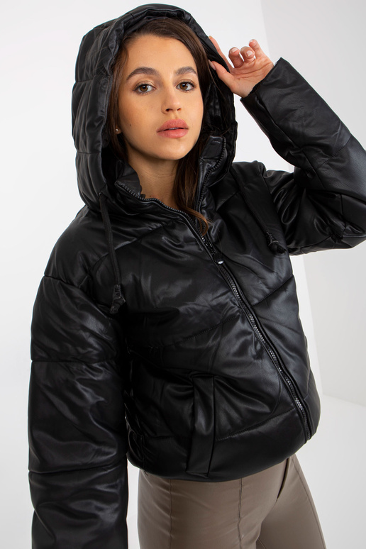 Schwarze Daunenjacke aus Öko-Leder mit Steppung
