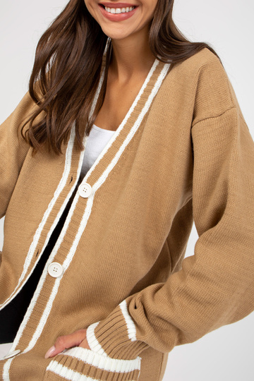 Tumebeež nööbiga suletav... 2