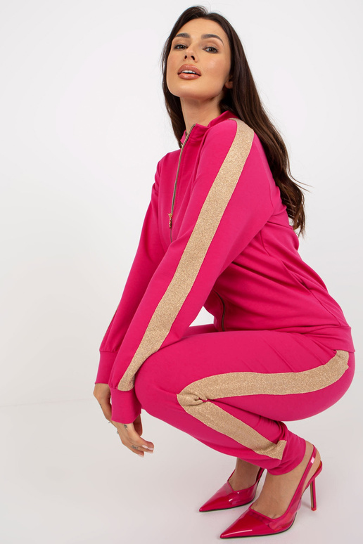 Freizeitset aus fuchsiafarbener...