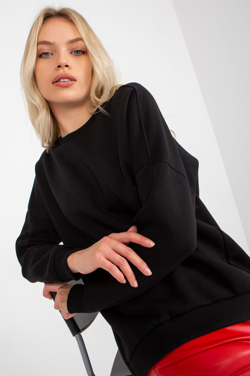 Must ümmarguse kaelusega dressipluus