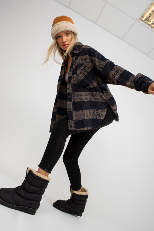 Meresinine ja tumehalli ruuduline...