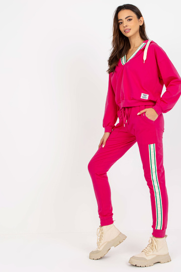 Lässiges V-Neck-Set aus fuchsiaf 2