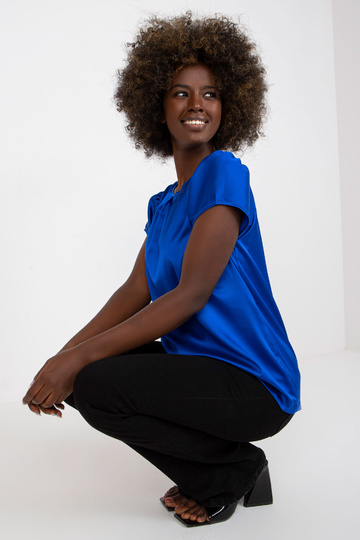 Tumesinine ümara kaelusega... 2