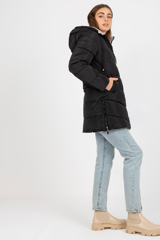 Must ja beež kahepoolne taskutega... Must ja beež kahepoolne taskutega...