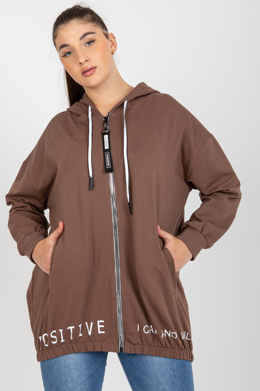 Pruun pluss-suuruses subtiitritega...