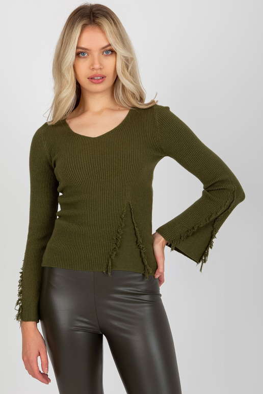 Khaki värvi soonikuga klassikaline...