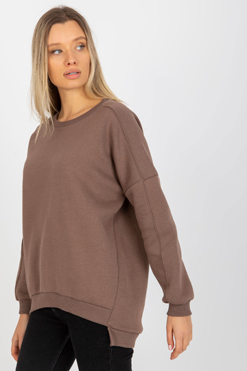 Pruun ümara kaelusega...