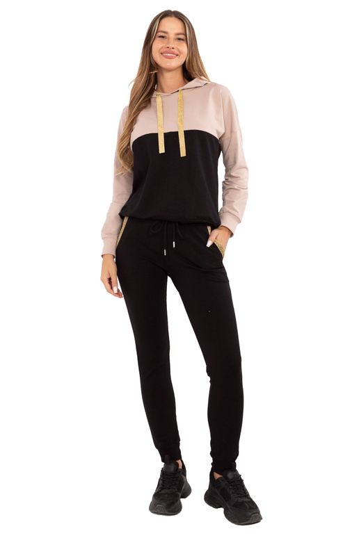 Beeži ja musta värvi naiste...