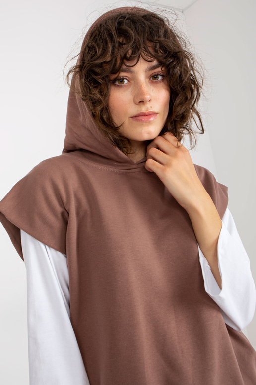 Pruun kolmeosaline vabaaja komplekt...