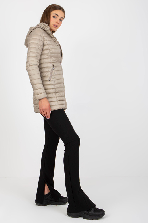 Tumebeež kahepoolne kapuutsiga... Tumebeež kahepoolne kapuutsiga...