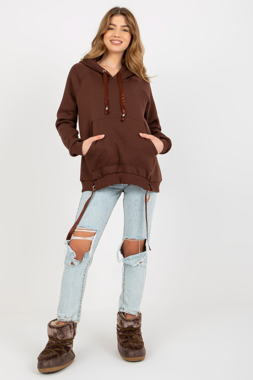 Tumepruun känguru triipudega...