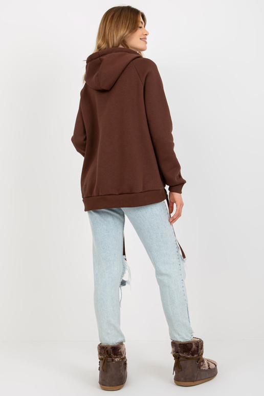 Tumepruun känguru triipudega...