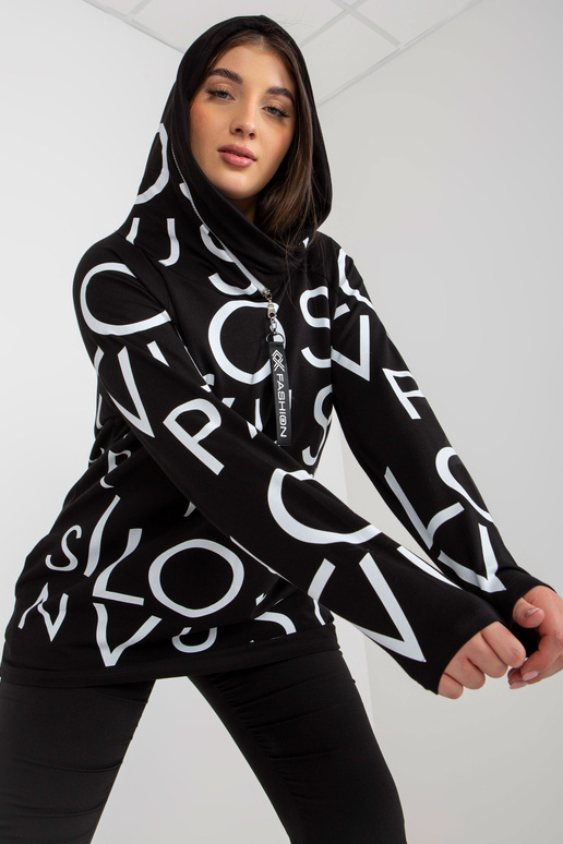 Must naiste suures suuruses trükiga...