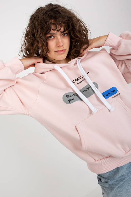 Heleroosa trükise ja kapuutsiga...