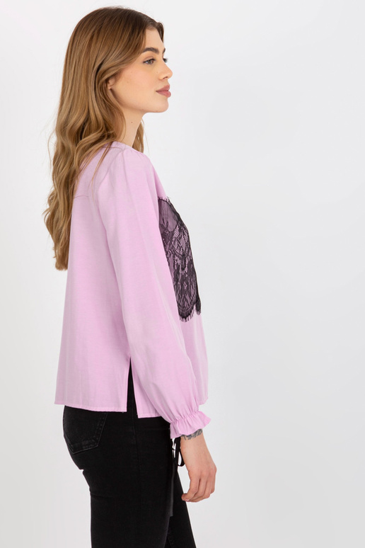 Helelilla pitsi ja köitega pidulik pluus