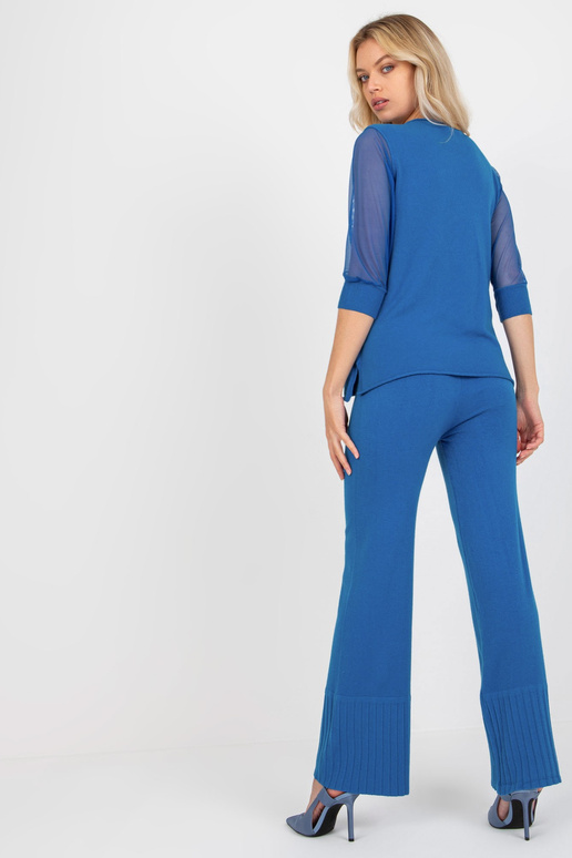 Tumesinine klassikaline...