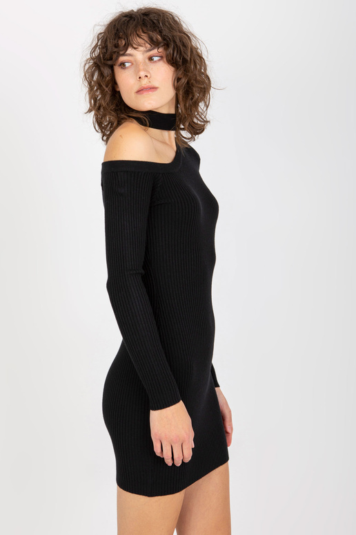 Musta triibuga liibuv minikleit Musta triibuga liibuv minikleit