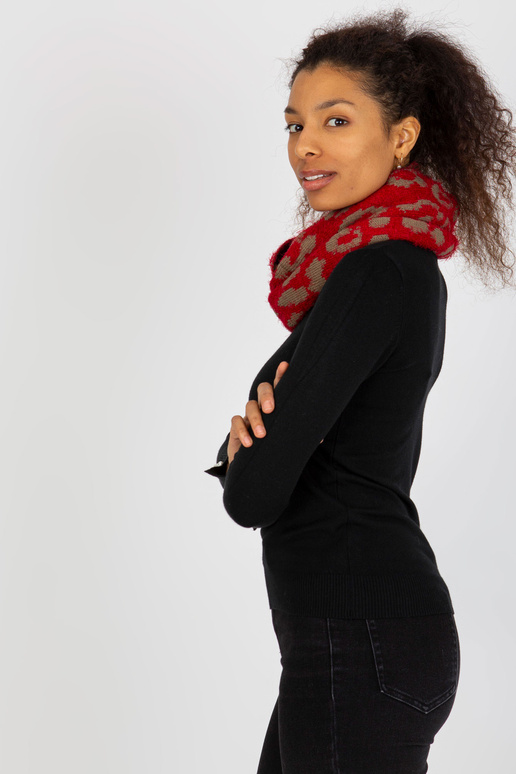 Punase ja tumebeeži naiste mustriga...