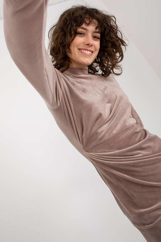 Kleit-RP-SK-8207.13X-Tumebeež