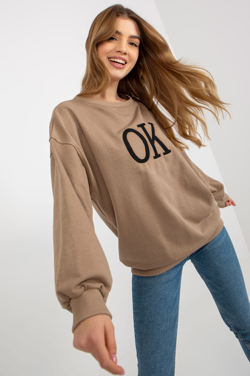 Tikanditega tumebeež lahtine...