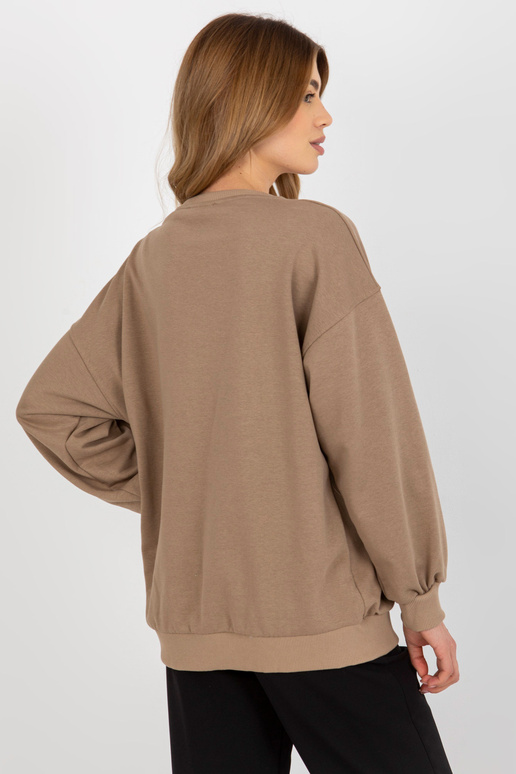 Tikanditega tumebeež lahtine...