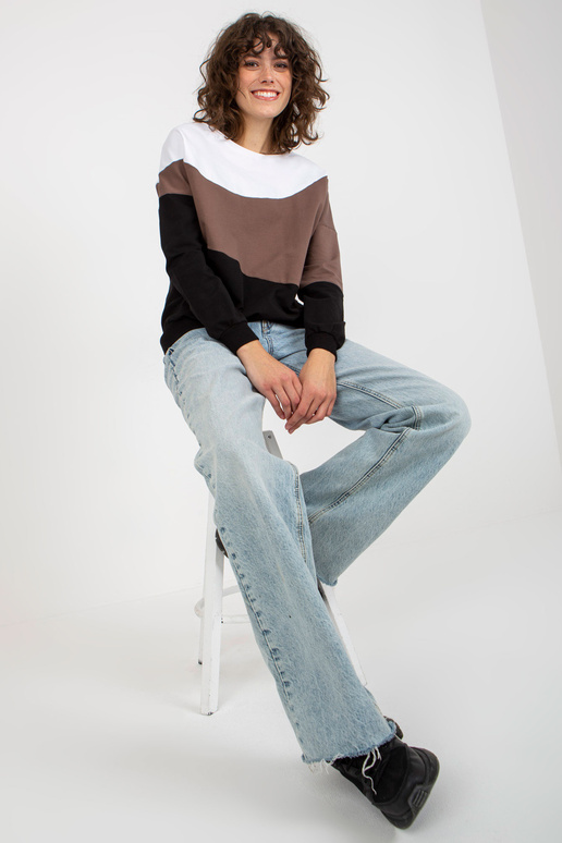 Valge ja must puuvillane dressipluus...