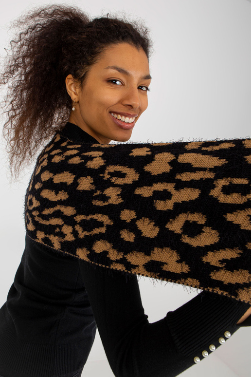 Loomamustriga must ja kaameli...