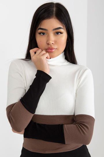 Ecru-must triibulise...