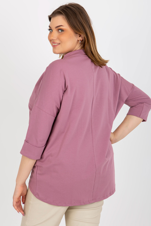 Määrdunud roosa pluss suuruses pluus...