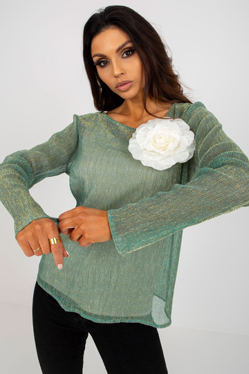 Heleroheline ja beež läikiv...