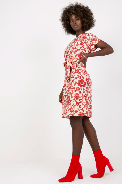 Beež ja punane linane kleit trükise... Beež ja punane linane kleit trükise...