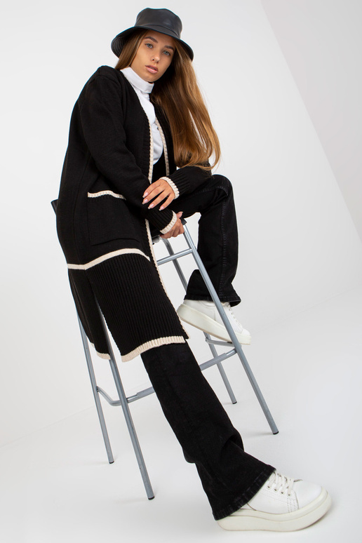 Must ja beež pikk ilma kinnituseta...