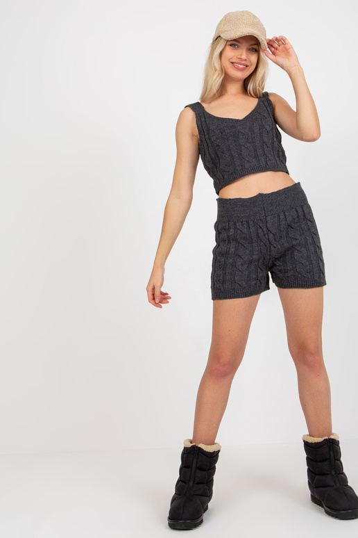 Tumehall kolmeosaline ülaosaga kootud...