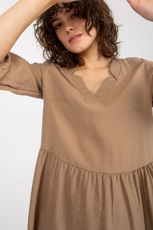 Tumebeež lahtise volangiga 3/4...