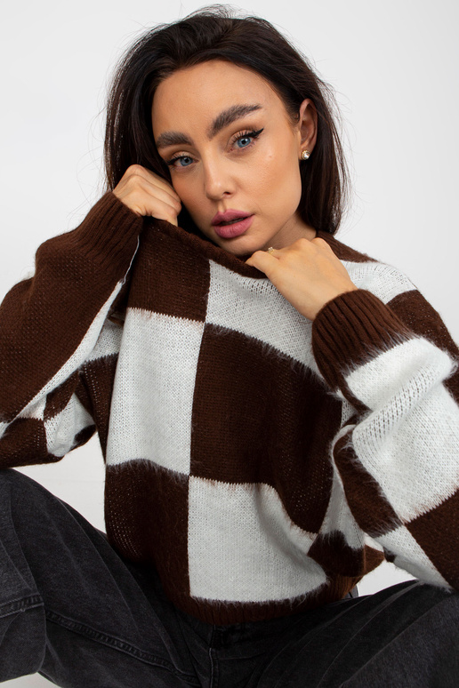 Pruun ja valge avar klassikaline...