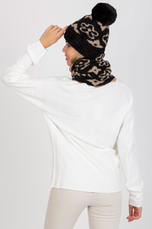 Must-beež naiste mustritega talvemüts