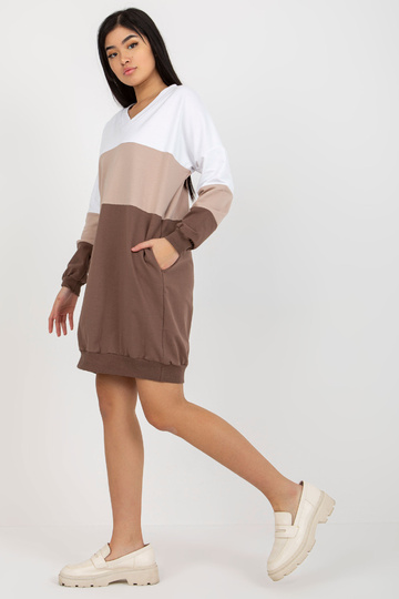 Valge ja pruun V-kaelusega... 2